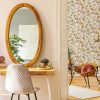 Sunny,Scanidnavian,Interiors,Of,Apartment,With,Big,Mirror,,Dressing,Table,